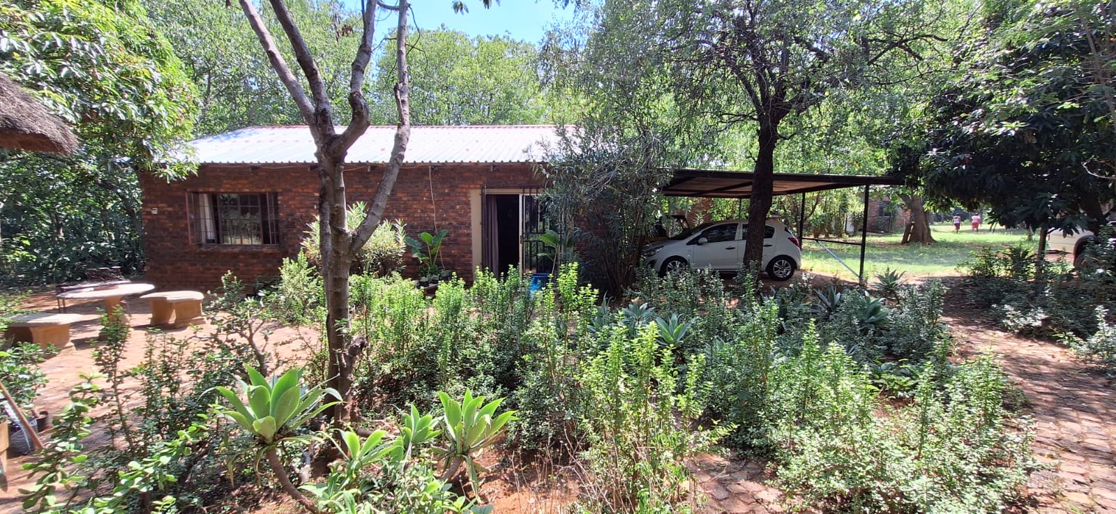 6 Bedroom Property for Sale in Hartbeespoort Rural North West